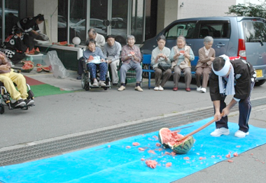 恒例の夏祭りを開催しました。