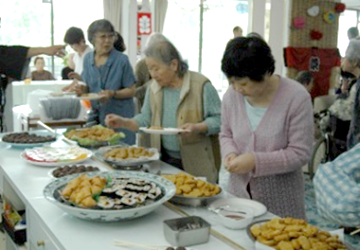 恒例の夏祭りを開催しました。