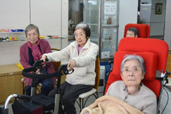 １月13日　雪の舞う中「どんど焼き」